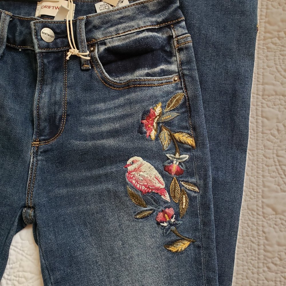 NWT Sundance DRIFWOOD Kelly Winter Bird BootCut Jeans. - Picture 15 of 17